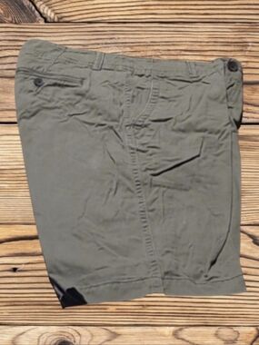 MEN'S URBAN PIPELINE FLAT FRONT SHORTS